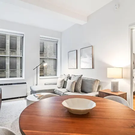 Magnificent 2Bdr & 1Bth Apartment